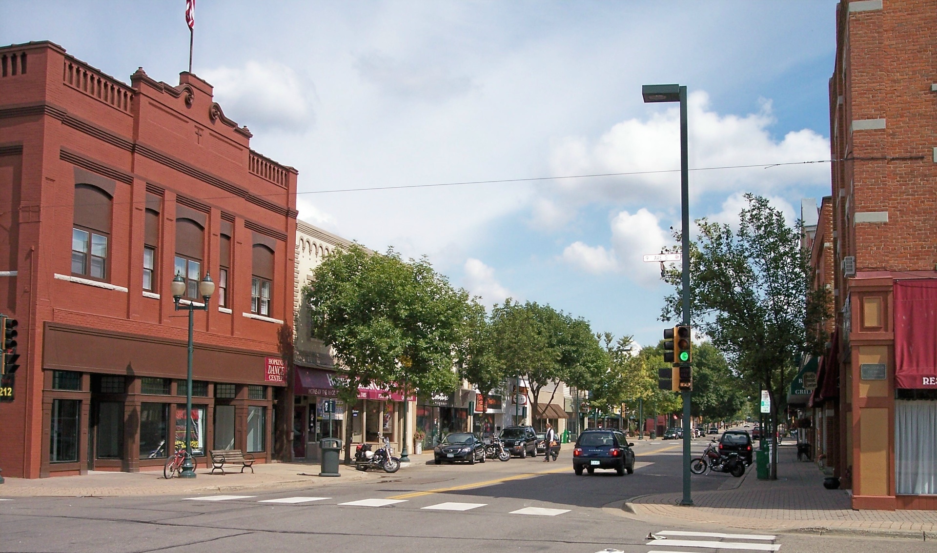 Hopkins, MN
